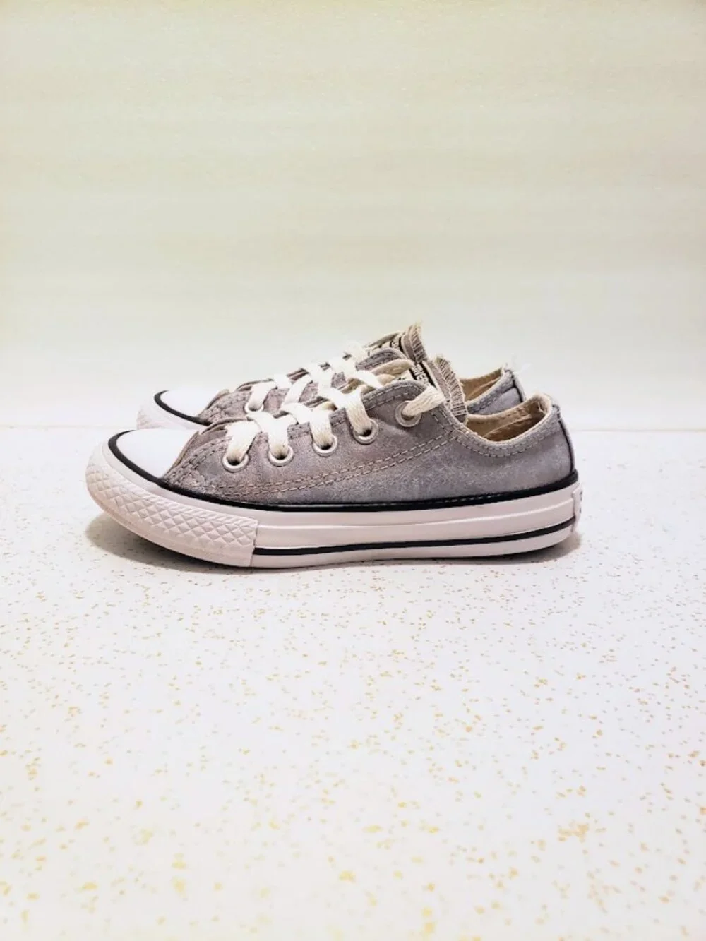 Converse Chuck Taylor All Star Distressed Grey Metallic Sneakers Kids Size 11